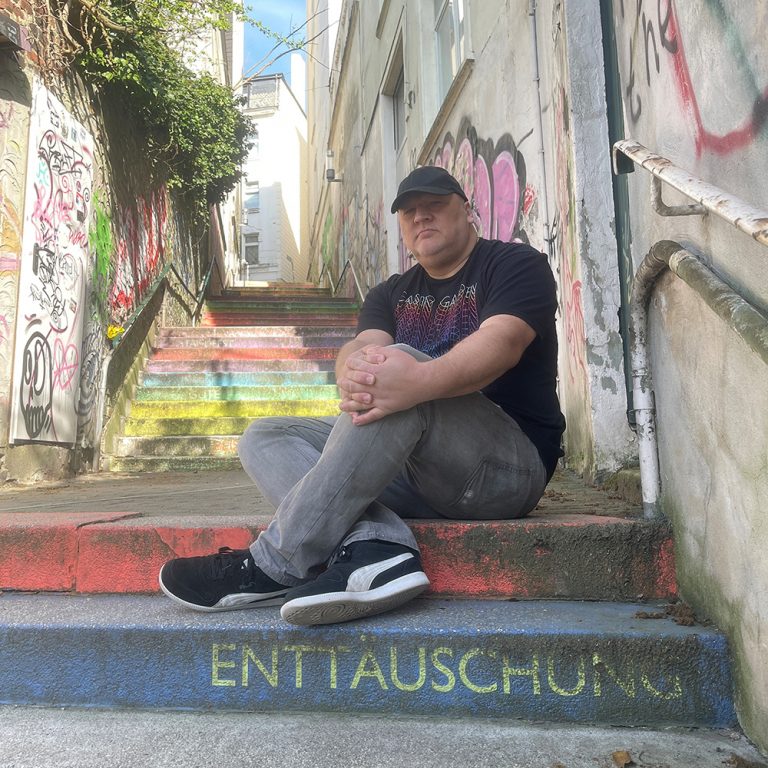 Willkommen, OLD NOBODY!